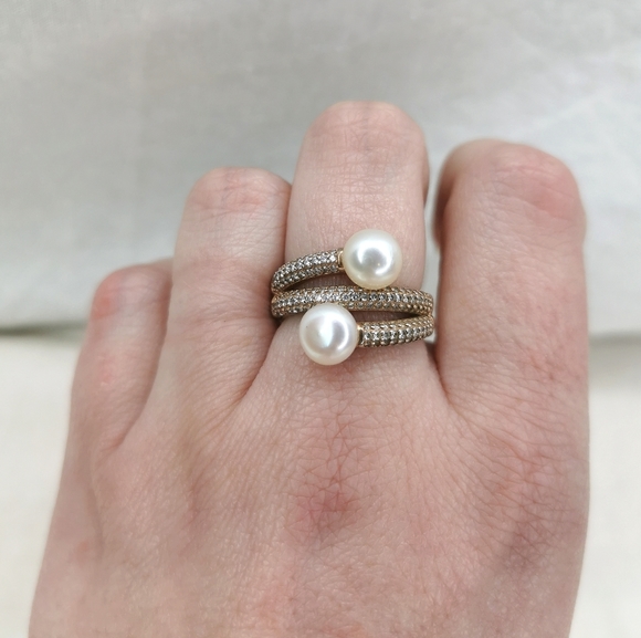 Lucas Lameth sterling ring with freshwater pearls and white sapphires - Picture 3 of 6